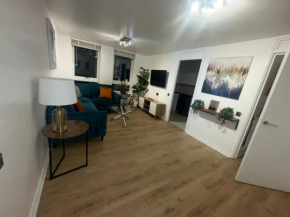 Apartment facing Covent Garden station